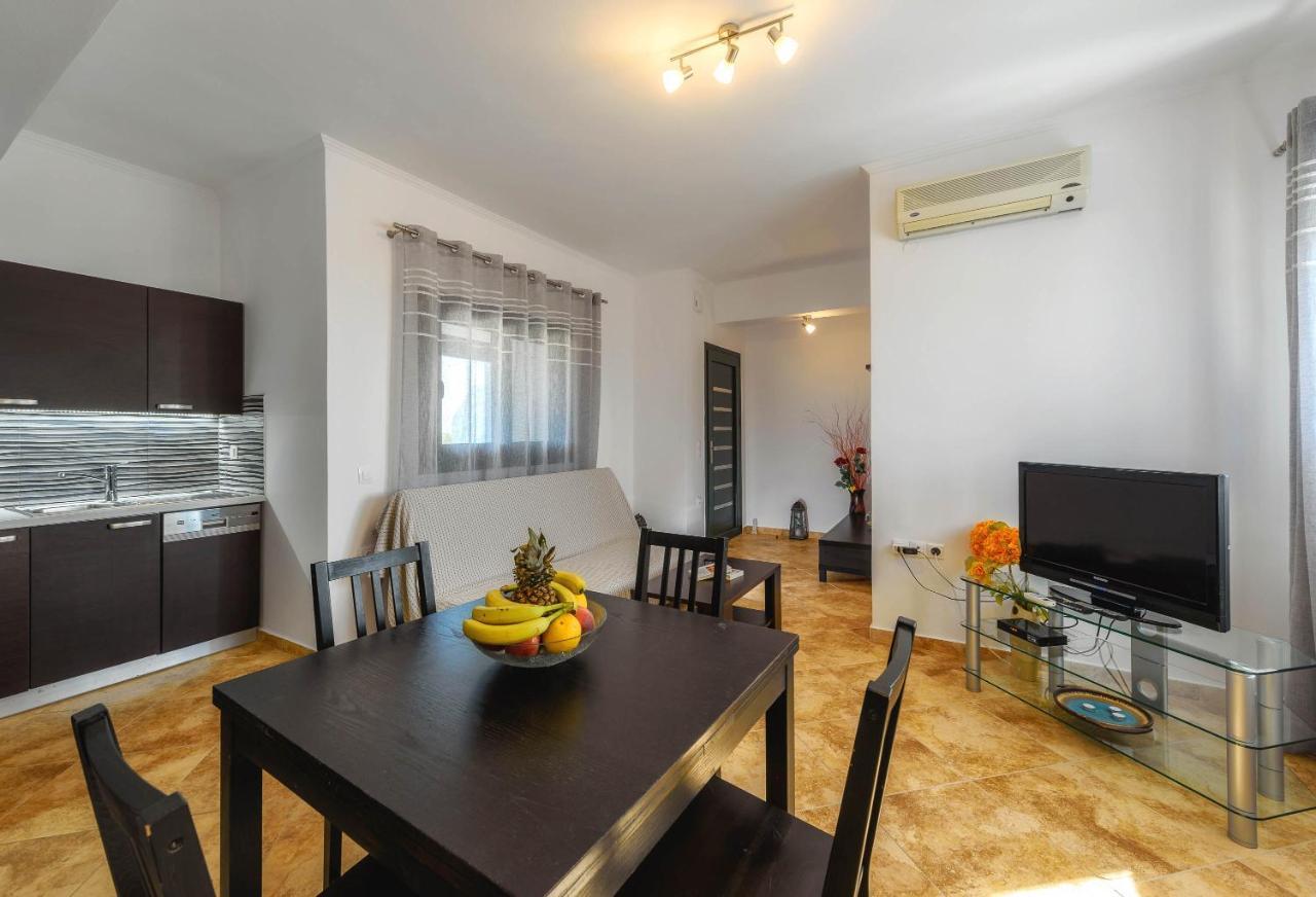 Alonaki Apartments Agios Leon Dış mekan fotoğraf